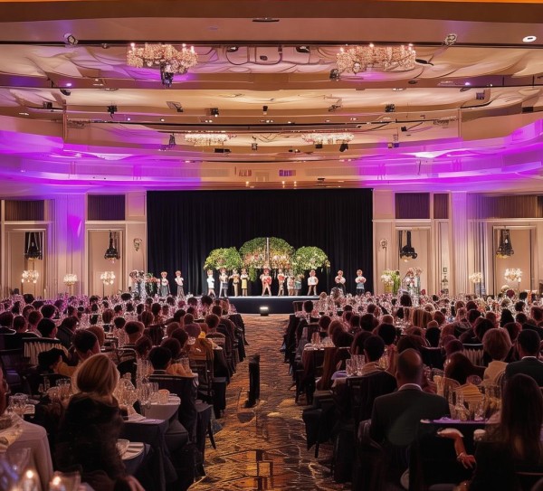 礼仪之光，服务为民—酒店服务礼仪大赛圆满举行